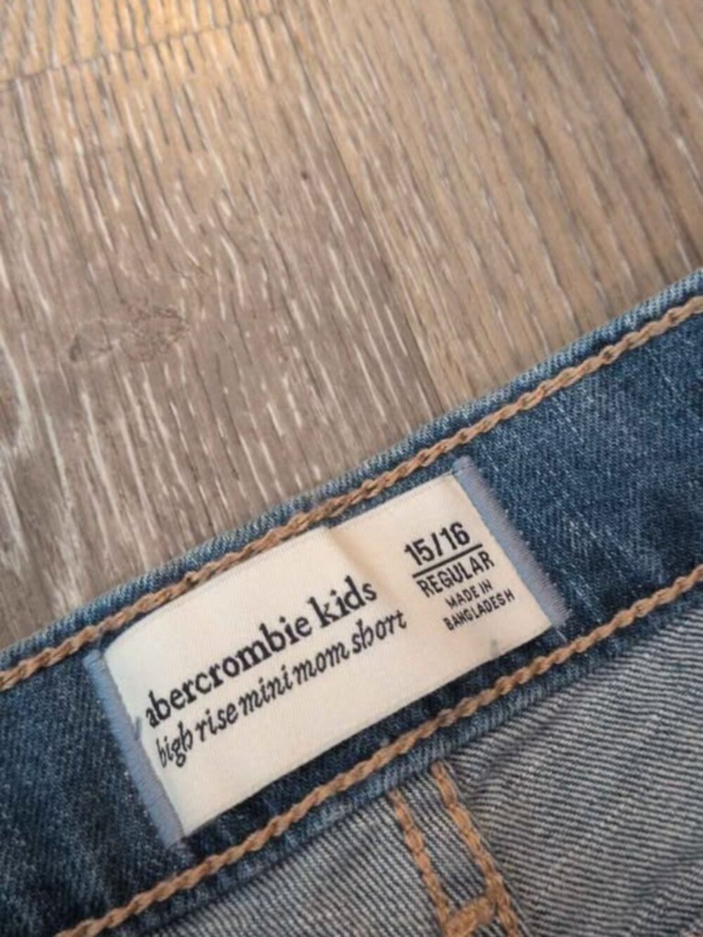 Abercrombie Kids High Rise Mini Mom Short Size 15/16 girls - Picture 2 of 4